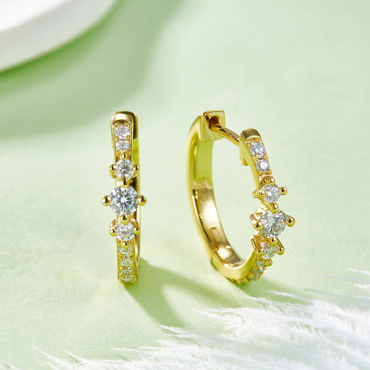 Single Row Half Earrings S925 Silver Moissanite Grade D 0.52CT